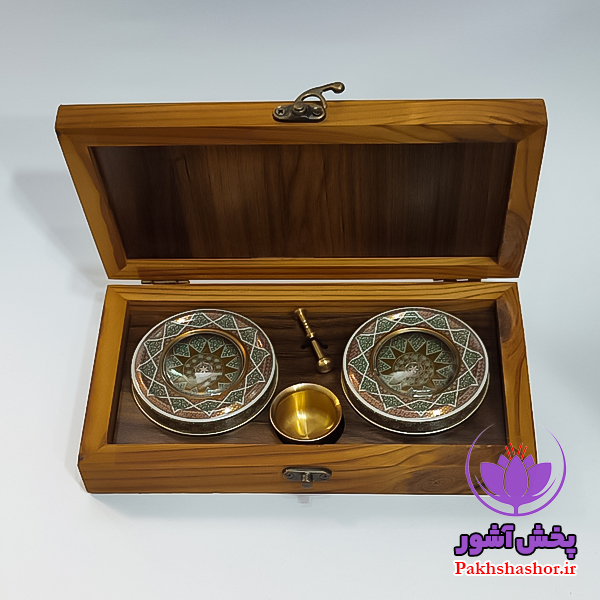 ظروف بسته بندی زعفران – جعبه کادویی چوب روس به همراه خاتم دوبل 3 گرم و هاون نقلی